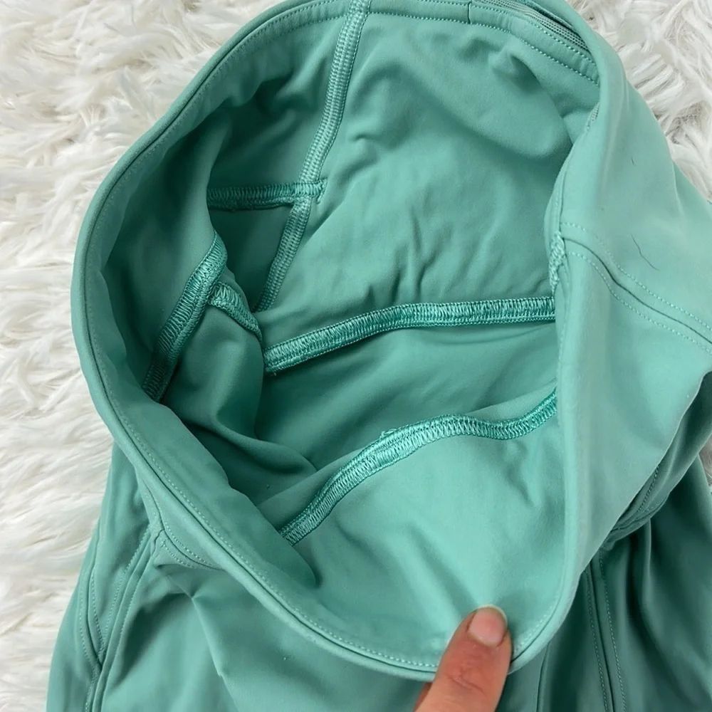 Lululemon On Pace Short *10